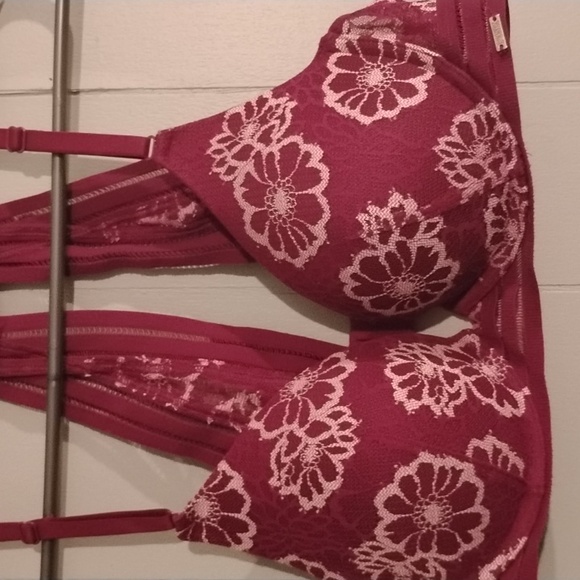 Bundle of 36b bras - Picture 5 of 14